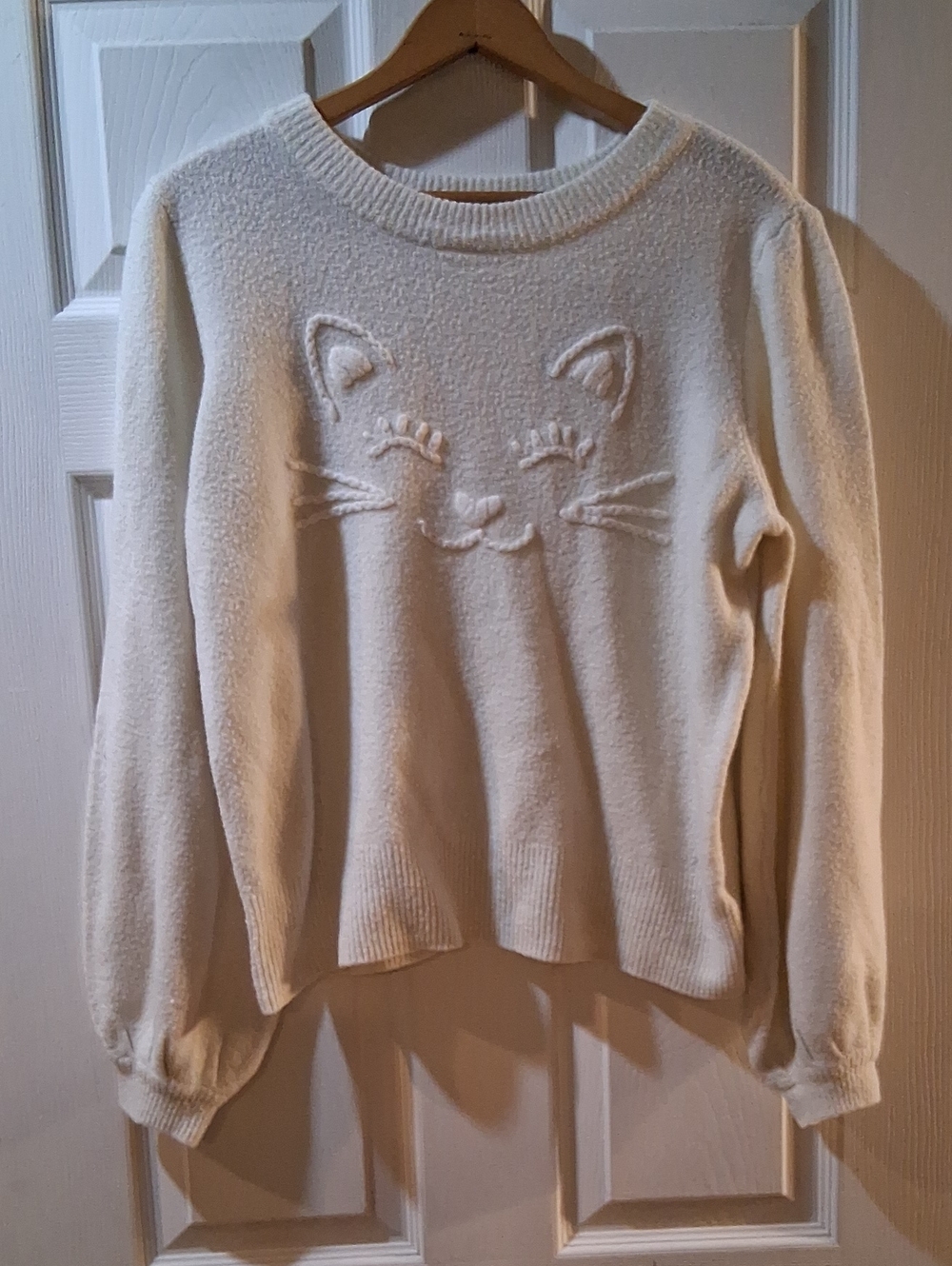 LC Lauren Conrad Cream Crewneck Sweater with Embroidered Cat Detail